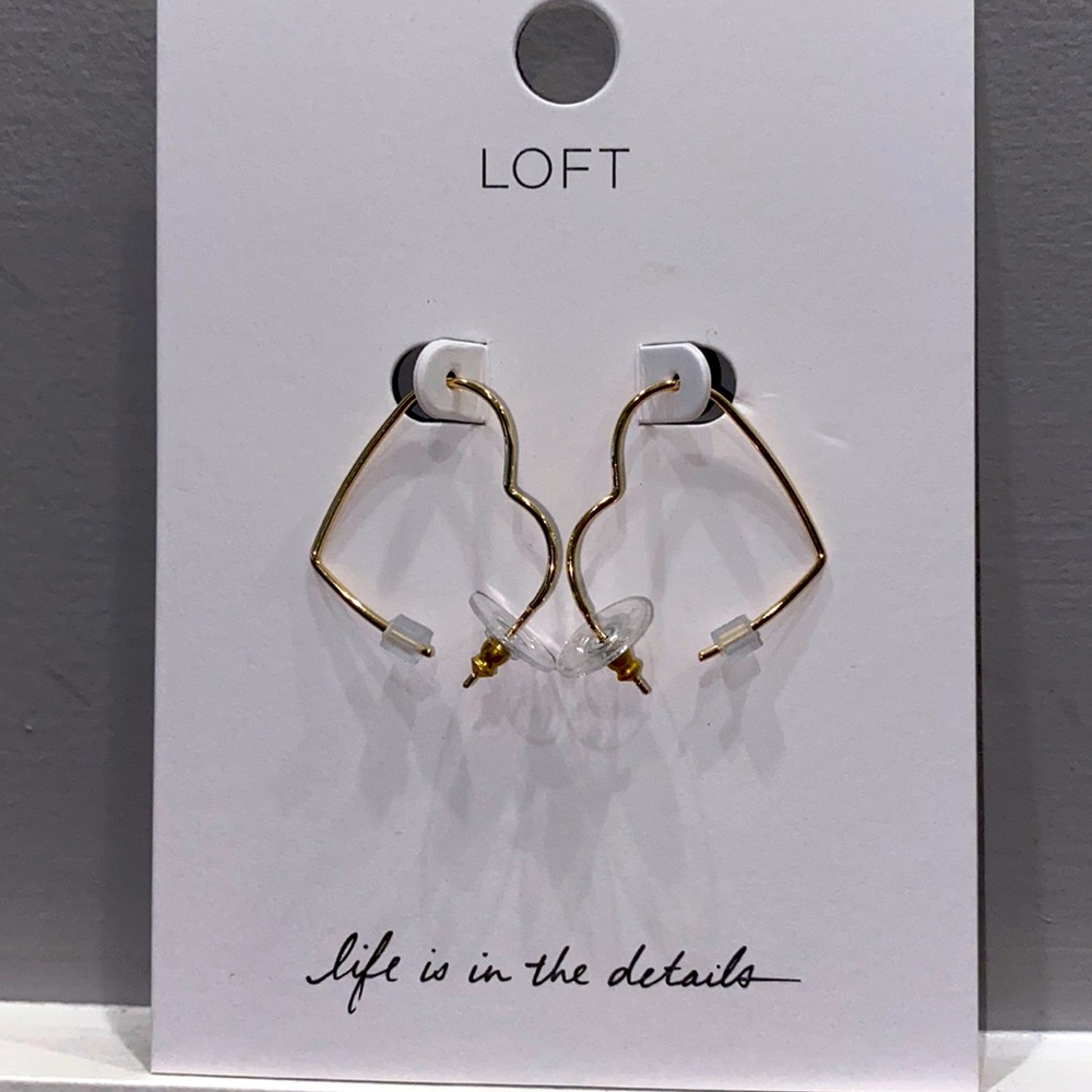 NEW gold heart hoop earrings